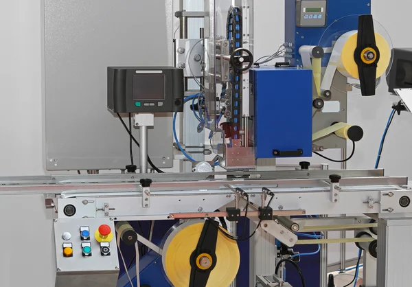 Shrink Sleeve Applicator